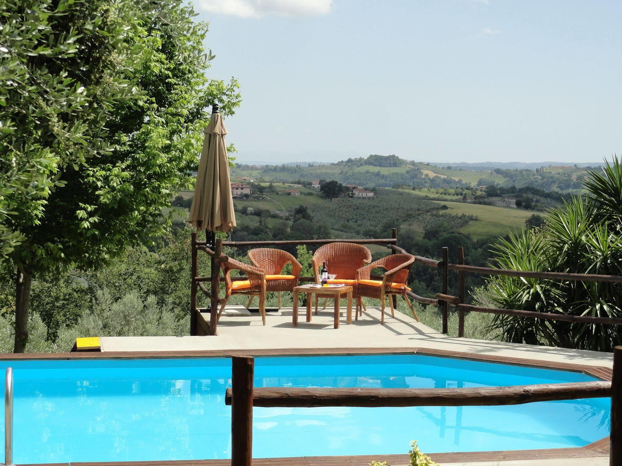 Casa Vacanza Spirito Libero Pianello  Luaran gambar