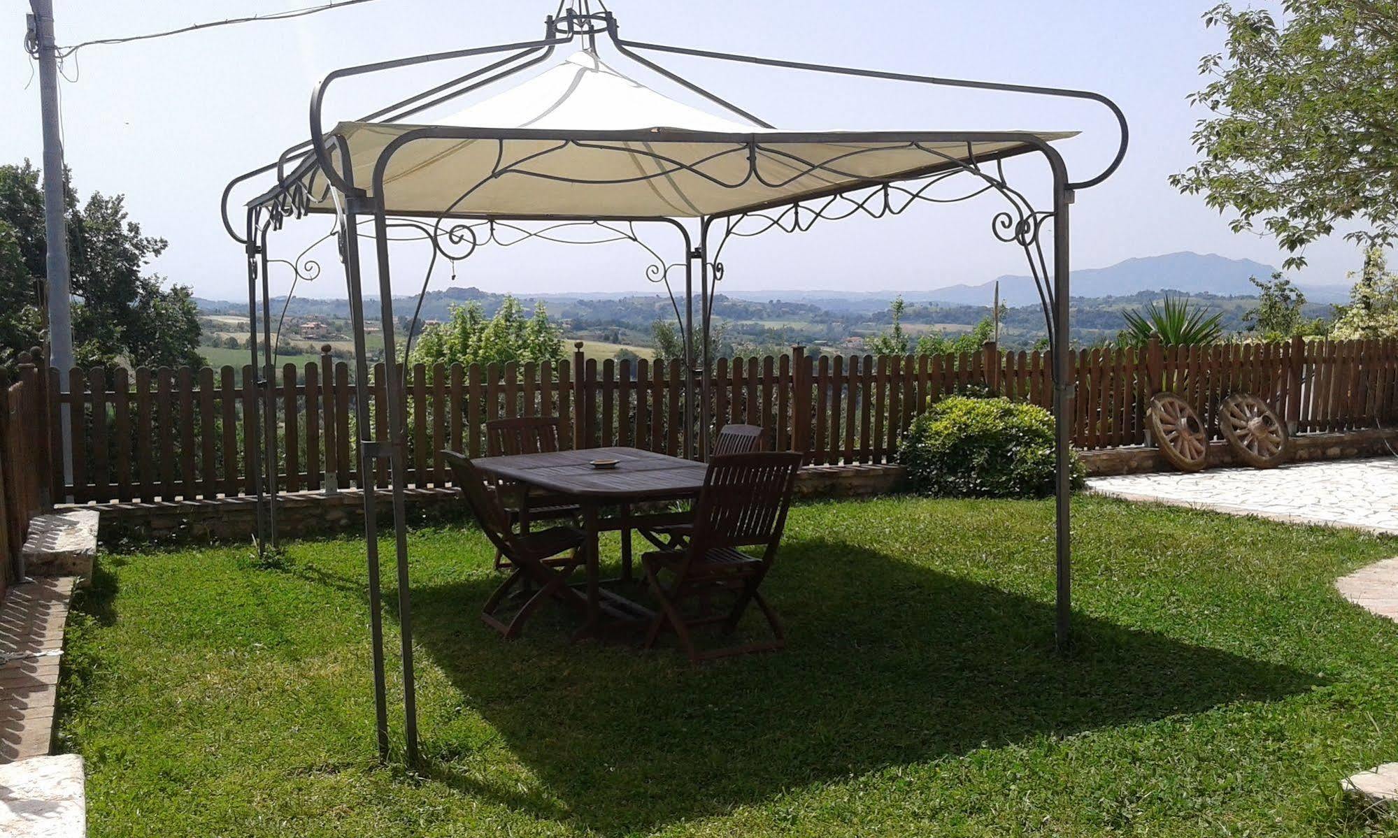 Casa Vacanza Spirito Libero Pianello  Luaran gambar